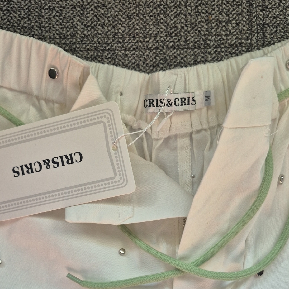 Embellished High Waist Women's Shorts in White - Picture 3 of 4